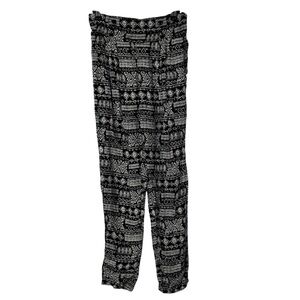 Forever 21 XXI Black & White Geometric Printed Soft Pants M